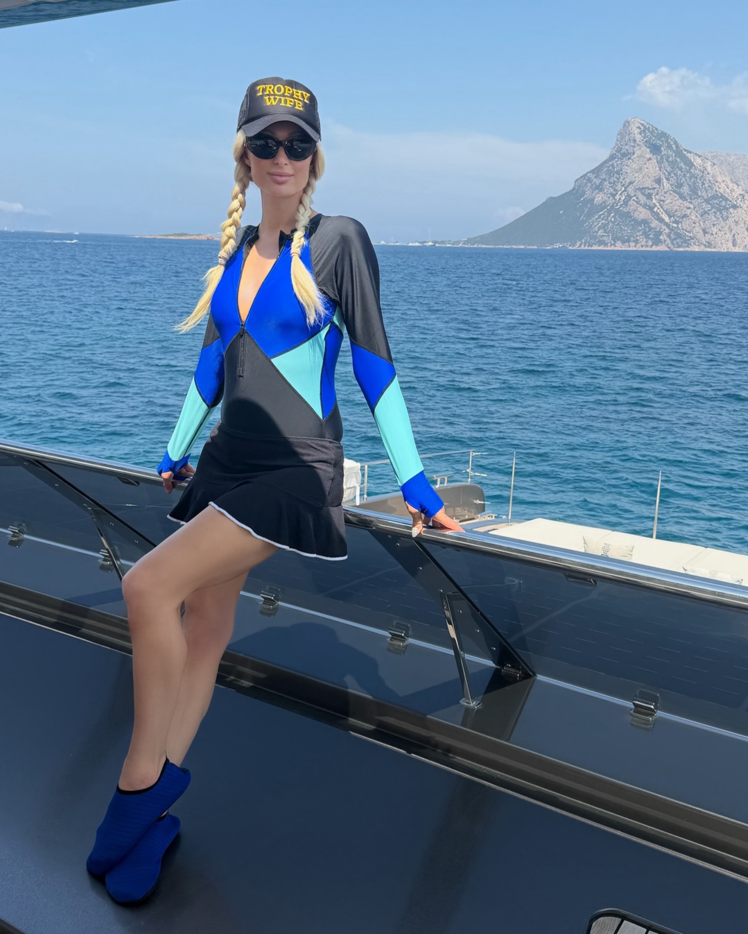 Paris Hilton curte as férias com os filhos em iate de luxo - Foto: Reprodução / Instagram