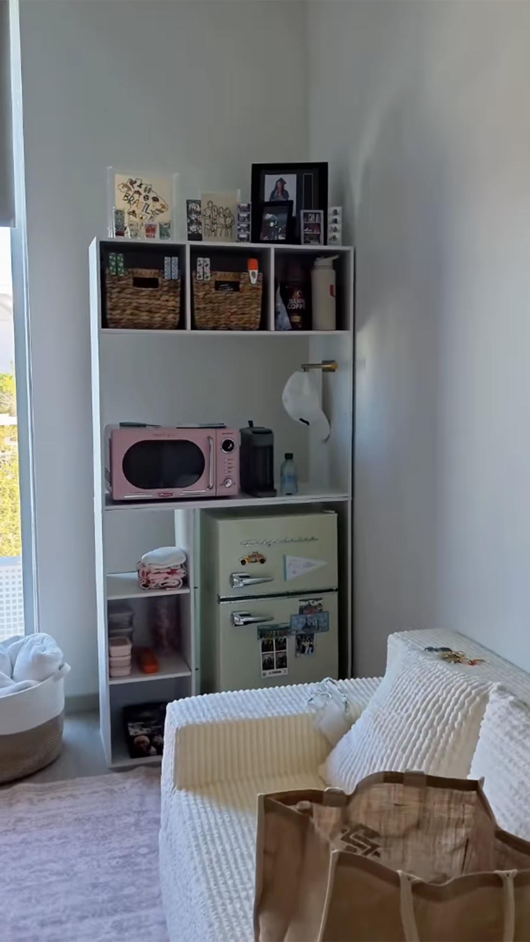 Decoração do quarto da filha de Jair Oliveira na universidade - Foto: Reprodução / Instagram