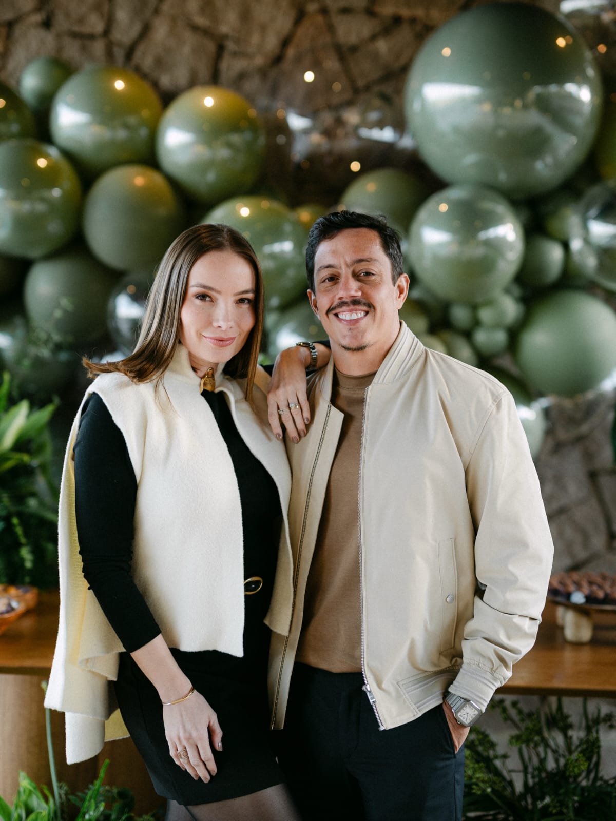 Renato Albani e Juliana Fructuozo - Foto: Reprodução / Instagram @jujuf / @erikeducifotografia