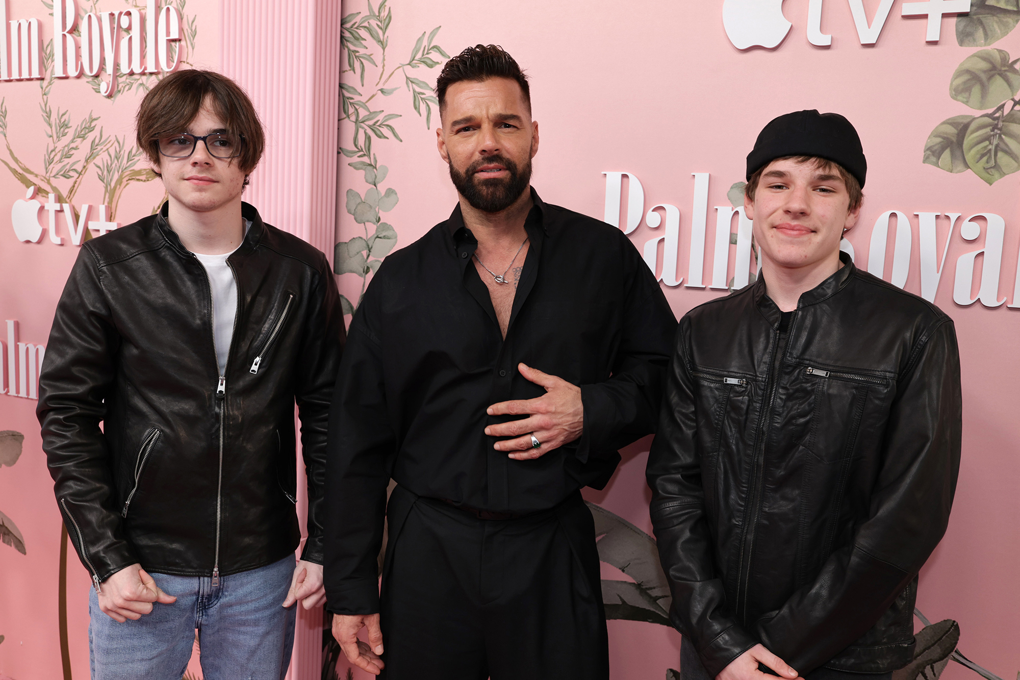 Ricky Martin com os filhos, Valentino e Matteo - Foto: Getty Images