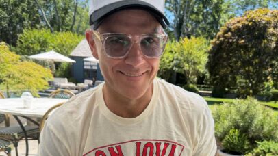 Robbie Williams descobre autismo aos 52 anos; m&eacute;dico explica sinais do diagn&oacute;stico tardio