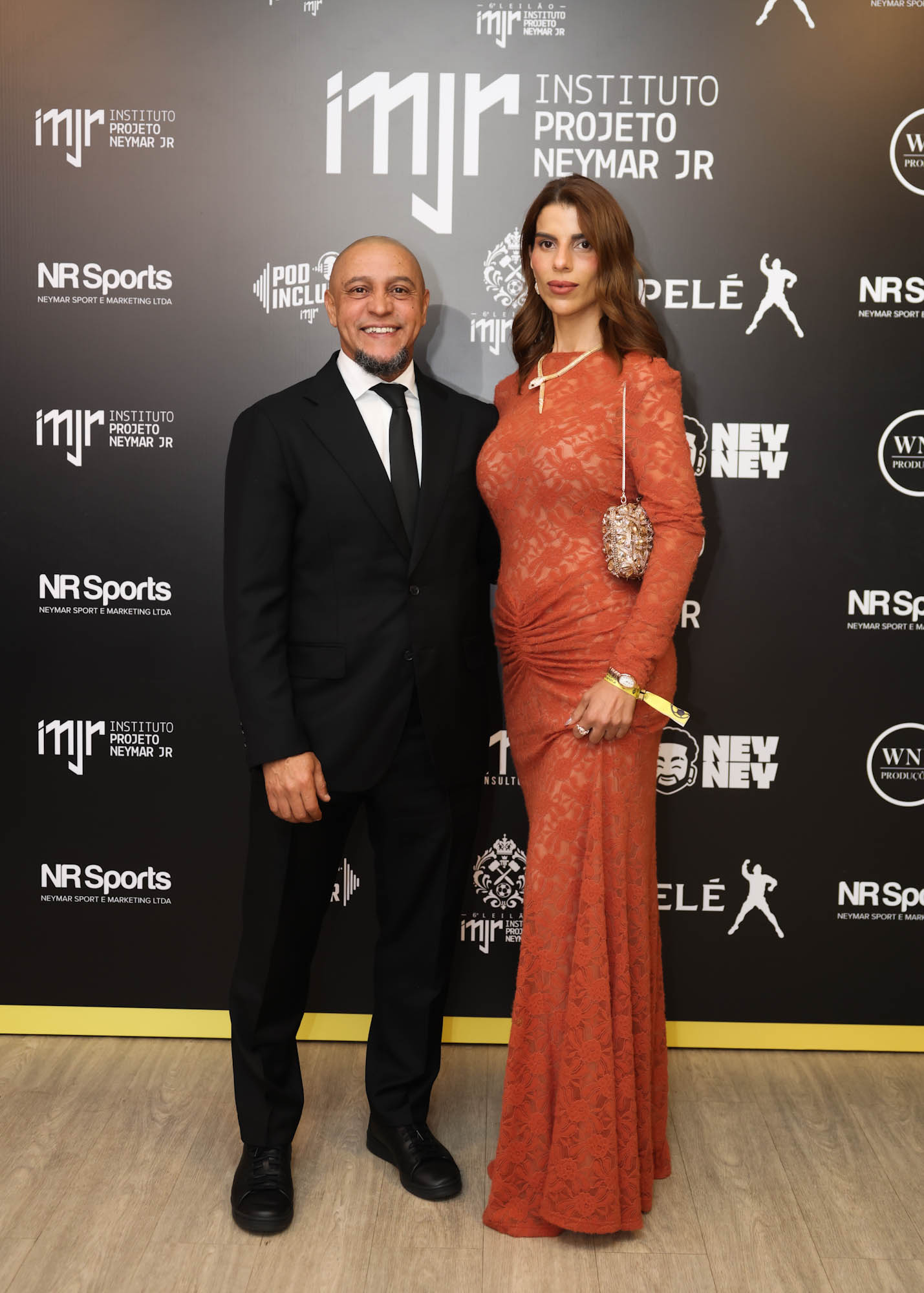 Roberto Carlos e esposa Michelle Barros - Fotos: Manu Scarpa/ Brazil News