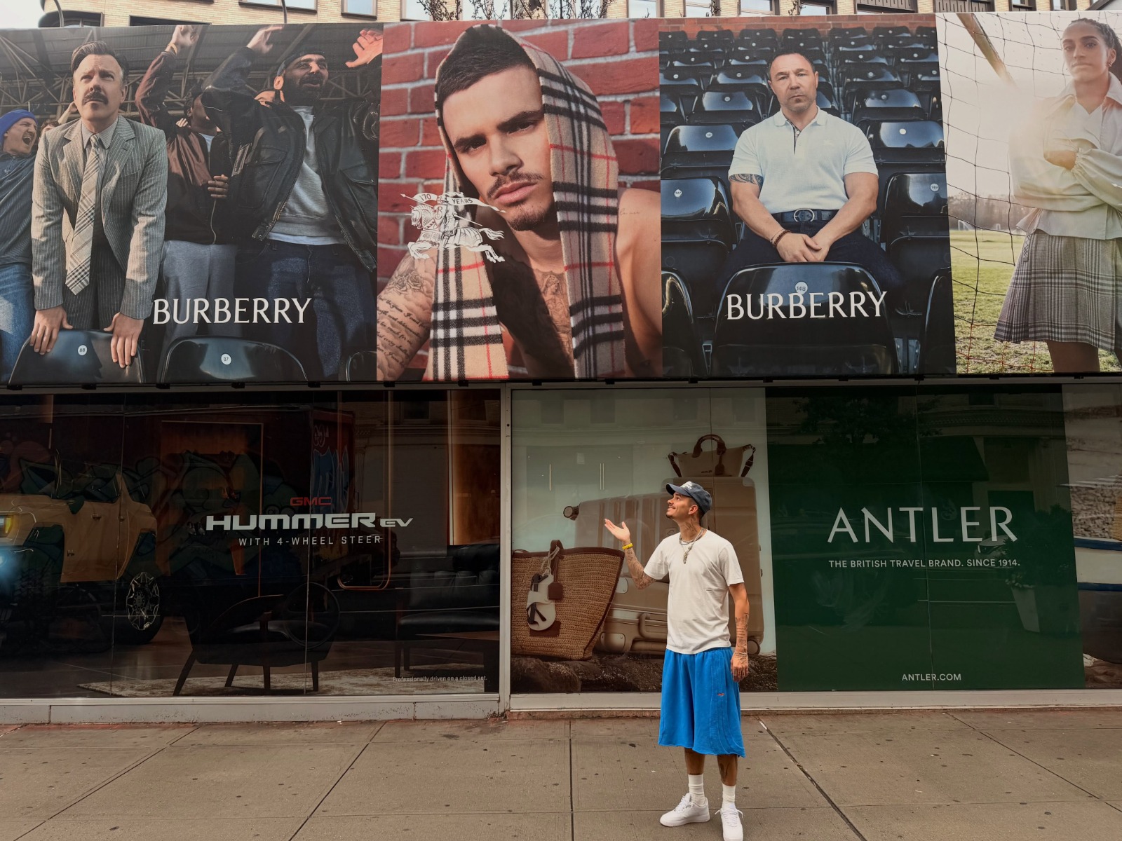 Romeo Beckham virou modelo de grifes - Foto: Reprodução / Instagram @romeobeckham