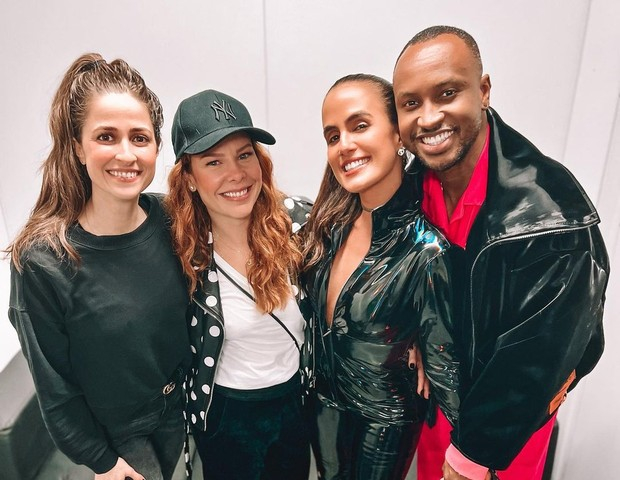 Fernanda Souza com a namorada, Eduarda Porto, e Thiaguinho com Carol Peixinho - Foto: Reprodução / Instagram