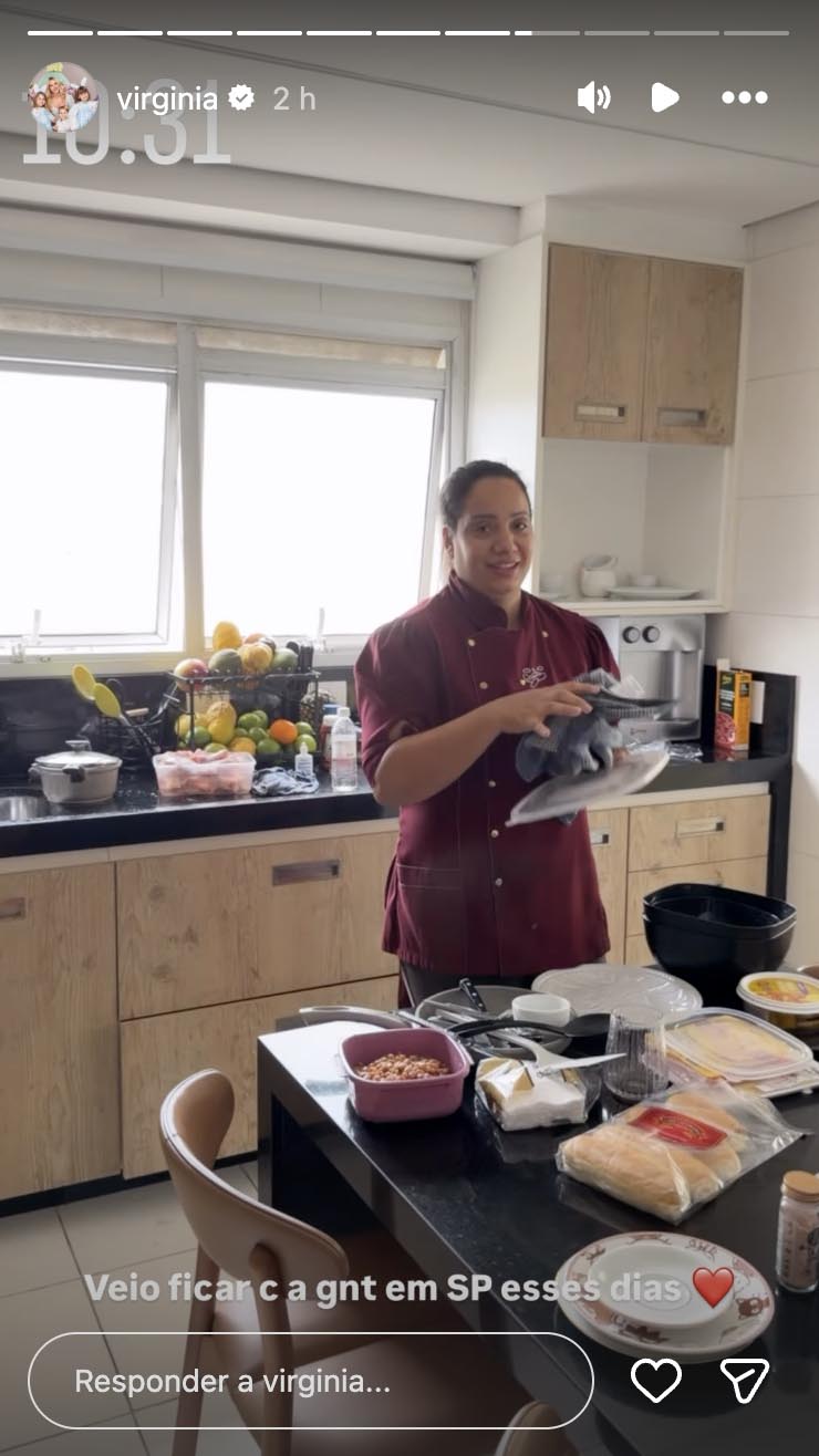 Cozinha do apartamento de Virginia em São Paulo - Foto: Reprodução / Instagram