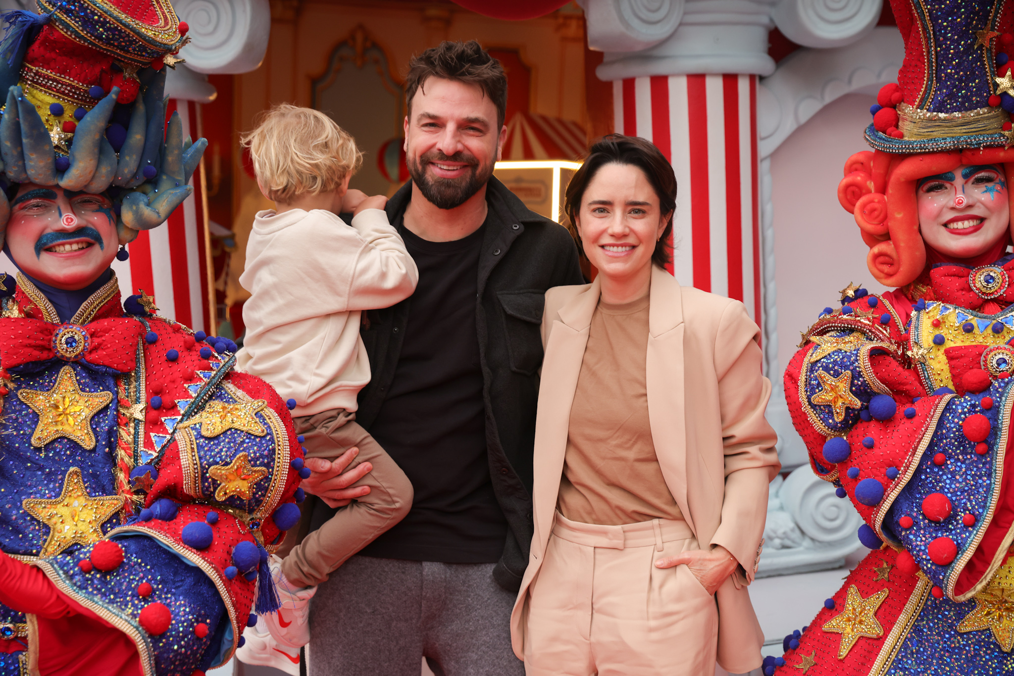 Fernanda Vasconcellos e Cássio Reis com o filho - Fotos: Lucas Ramos / Brazil News
