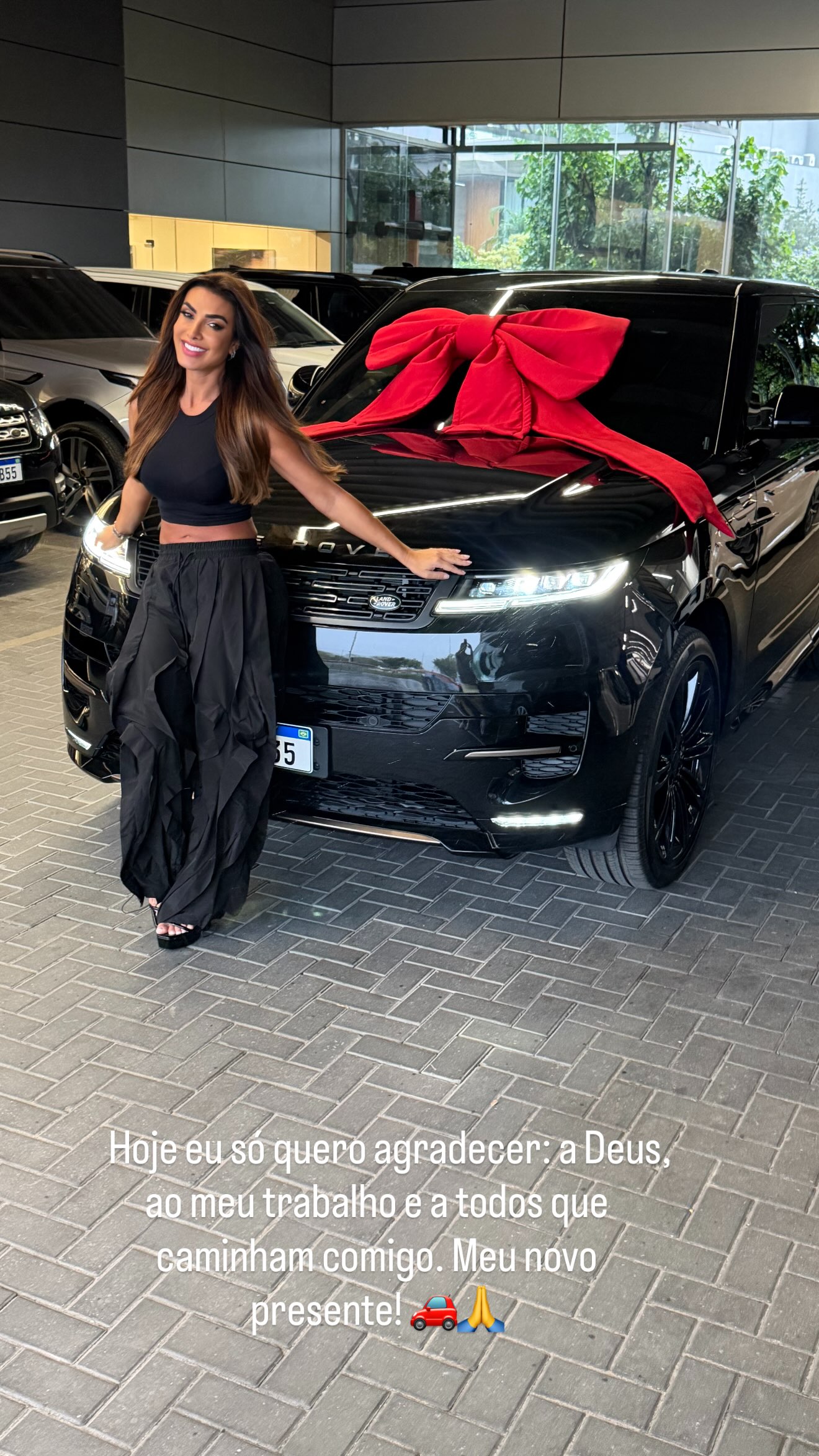 Nicole Bahls ostentou carro novo nas redes sociais - Foto: Reprodução/Instagram