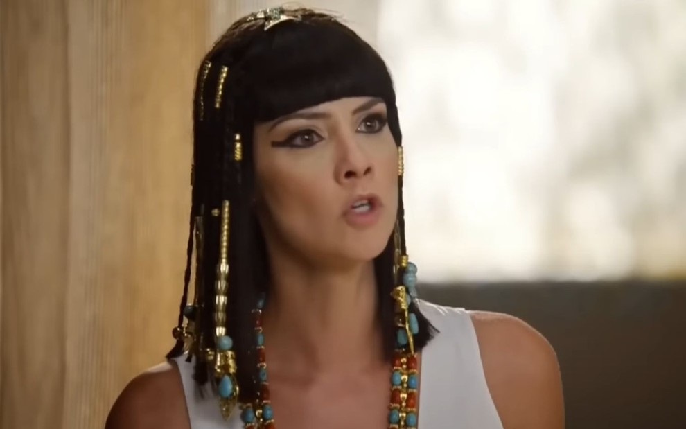 Camila Rodrigues como Nefertari em Os Dez Mandamentos (2015) - Foto: Record