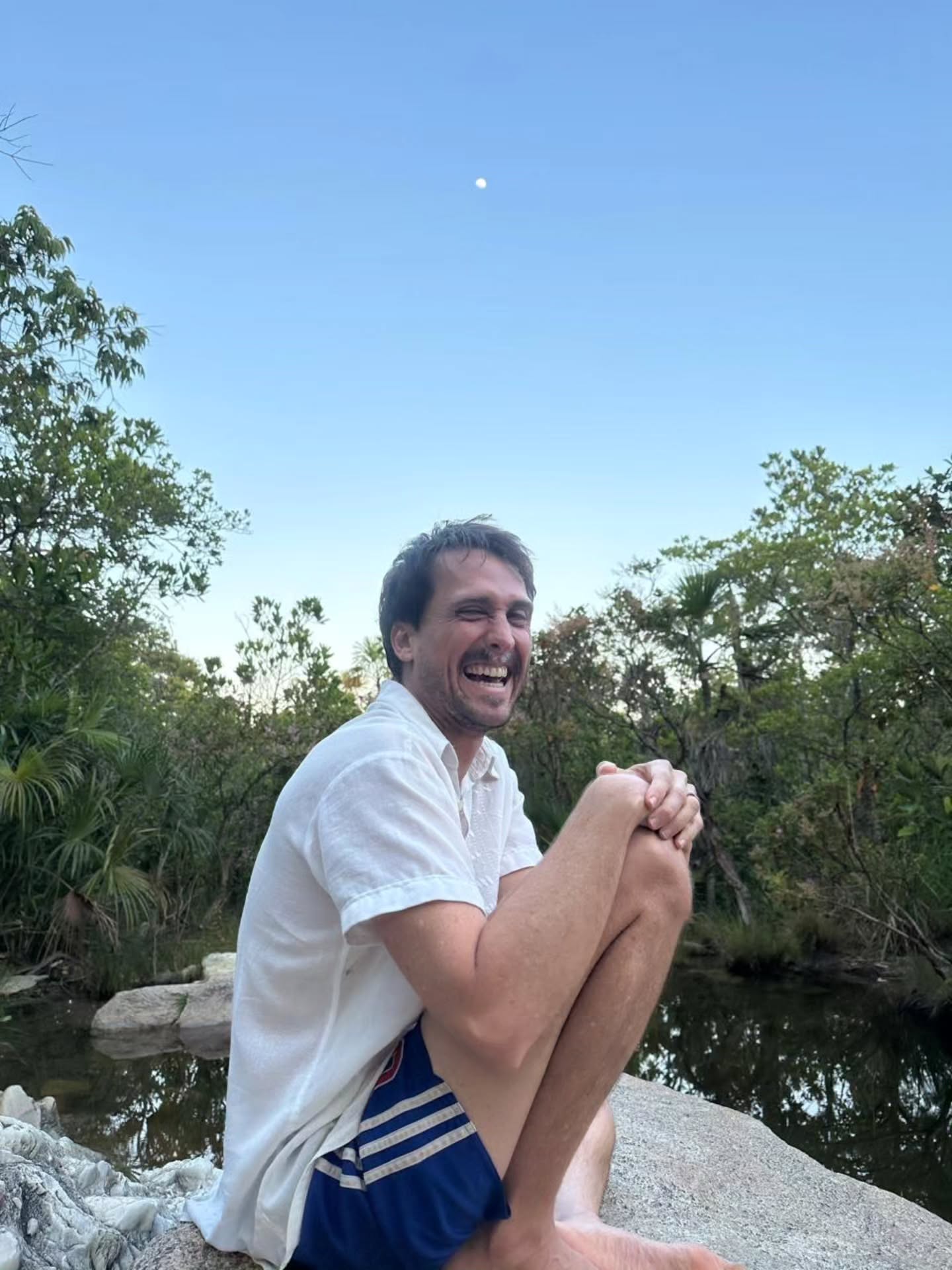 Ator decide morar em ônibos na Chapada dos Veadeiros - Fotos: Reprodução/Instagram
