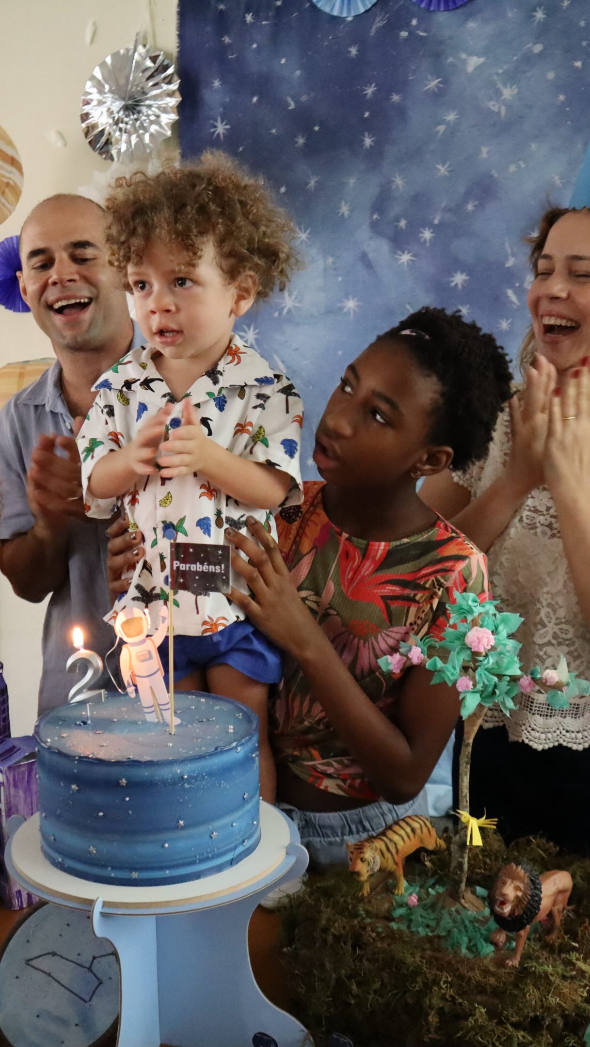 Leandra Leal com a família – Foto: Reprodução/Instagram @leandraleal
