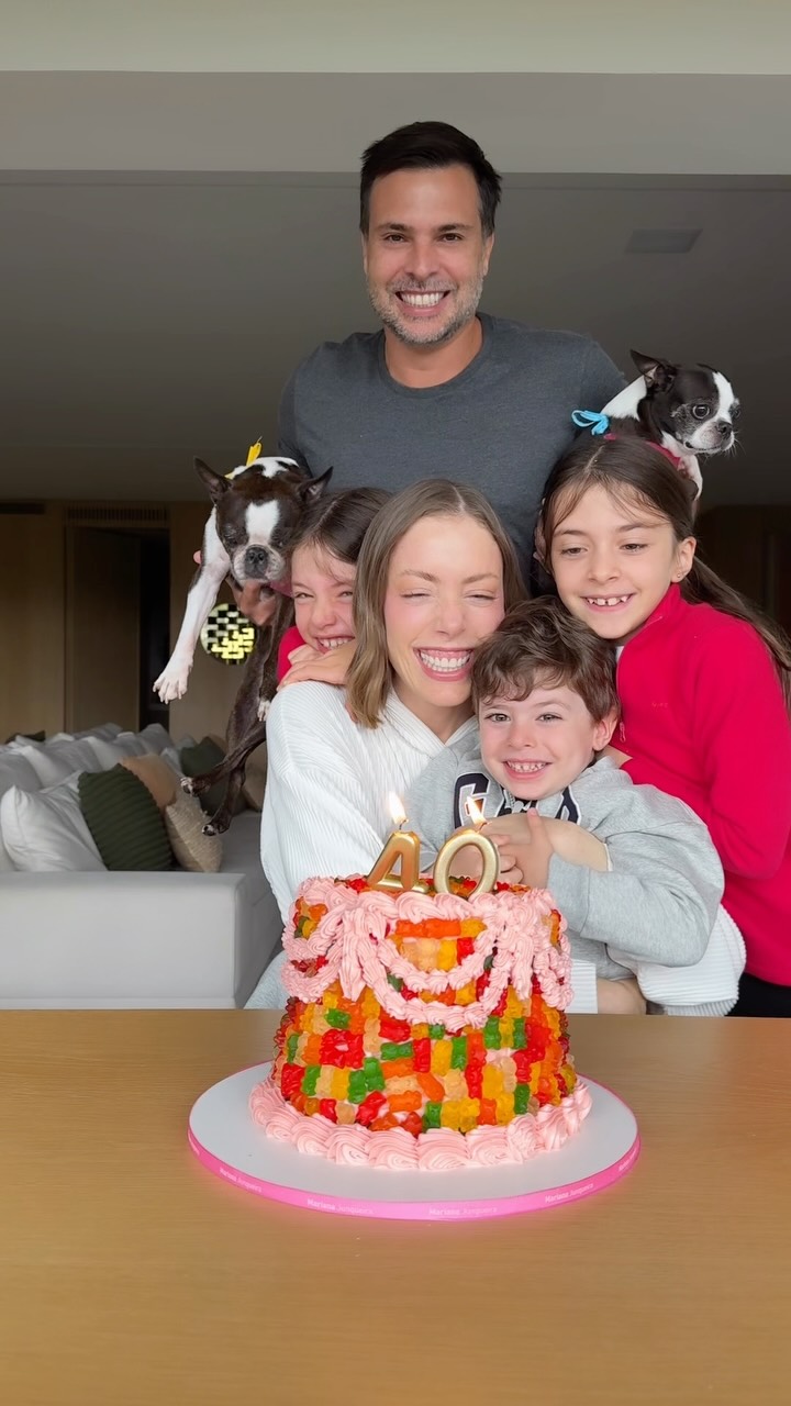 Fabiana Justus comemora aniversário de 40 anos com a família — Foto: Reprodução/Instagram