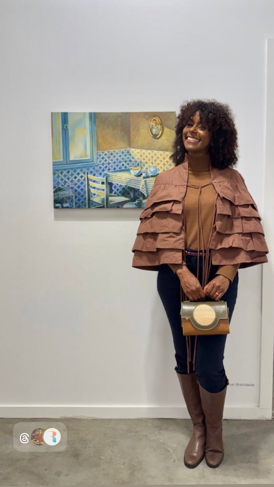 Maju Coutinho prestigia exposição do marido, Agostinho Paulo Moura — Foto: Reprodução/Instagram