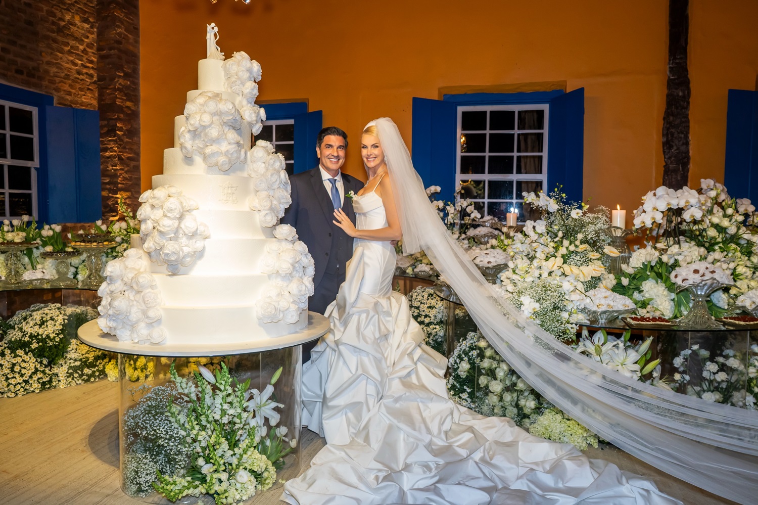 Ana Hickmann revela curiosidades do casamento com Edu Guedes — Foto: Reprodução/Instagram @daniversattifotografia e @nilsonversattifotografia