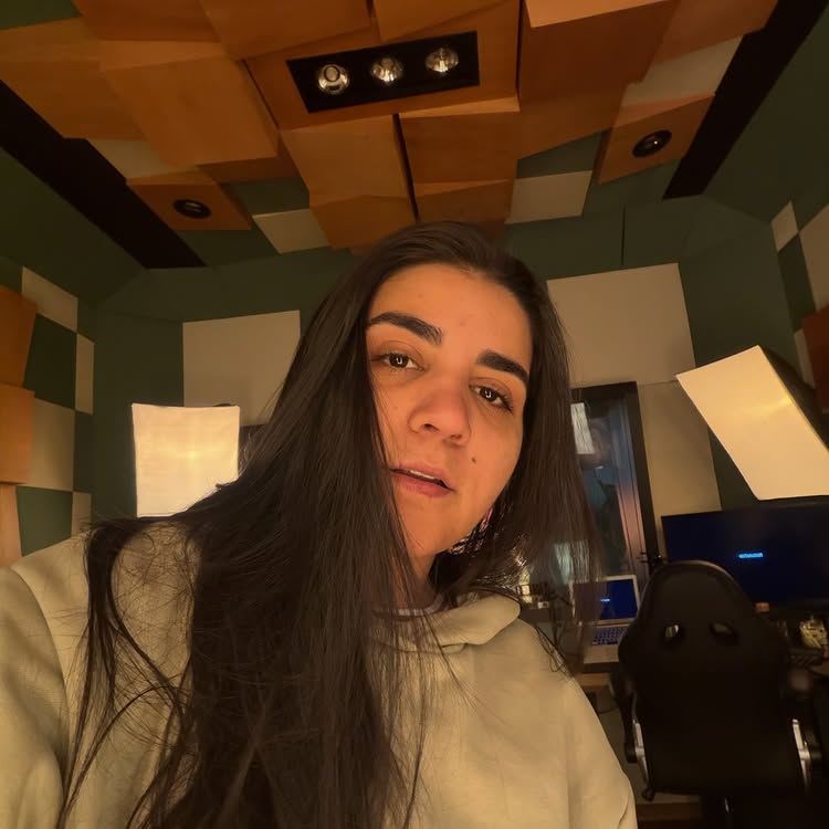 Yasmin Santos transformou a vida com a música - Foto: Reprodução/Instagram
