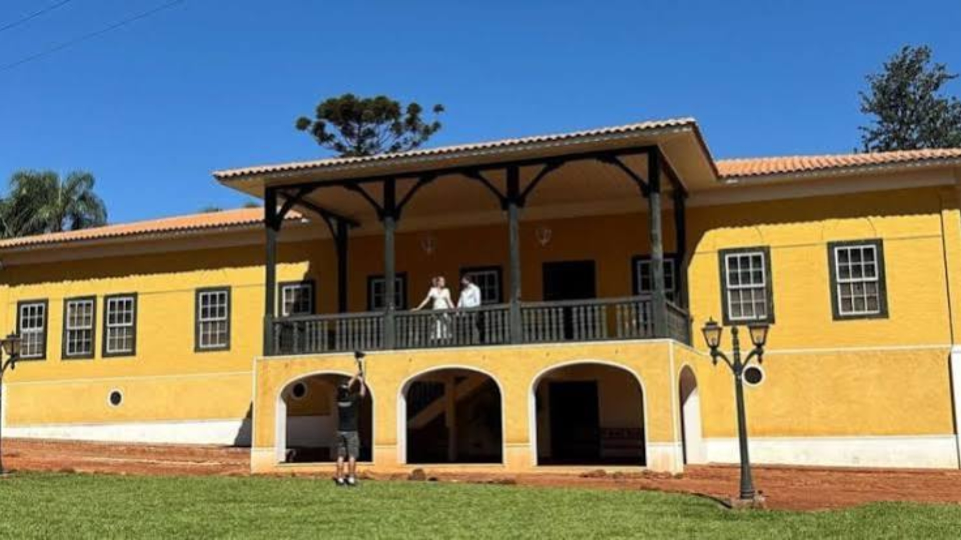 Ana Hickmann e Edu Guedes fazenda