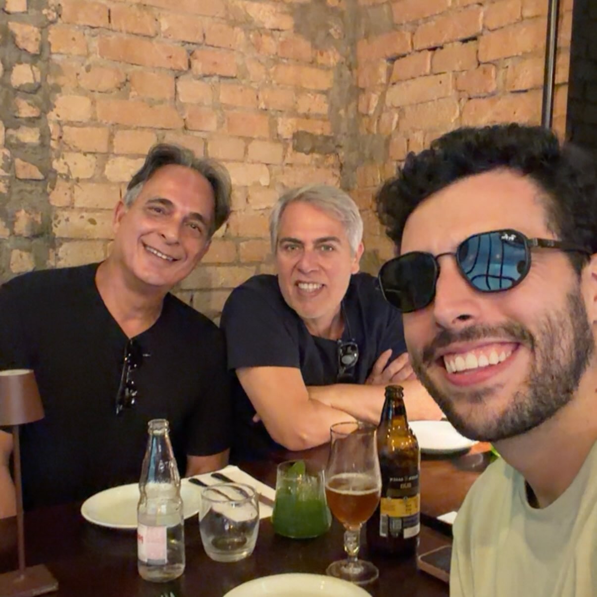 Anderson Müller com o marido, Paulinho, e o filho, Thiago - Foto: Reprodução / Instagram @mulleranderson
