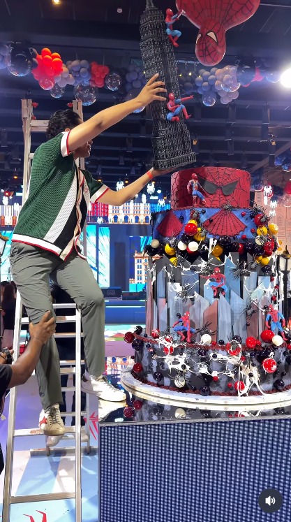 Bolo da festa de 2 anos de José Leonardo - Foto: Reprodução / Instagram @denilsonlimaatelier