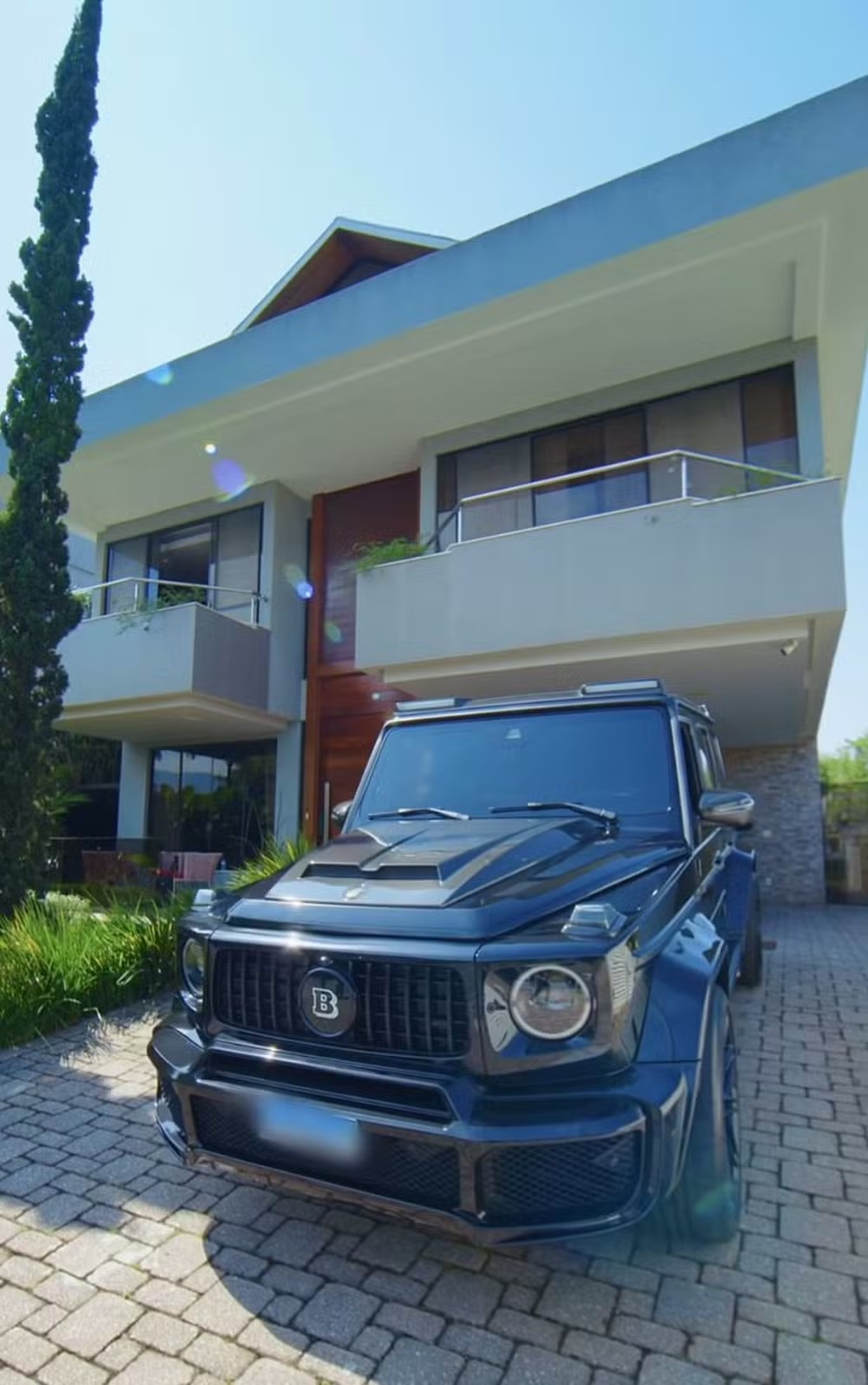 Mercedes-AMG G 63 Brabus 800 de Ludmilla e Brunna Gonçalves — Foto: Reprodução | Instagram