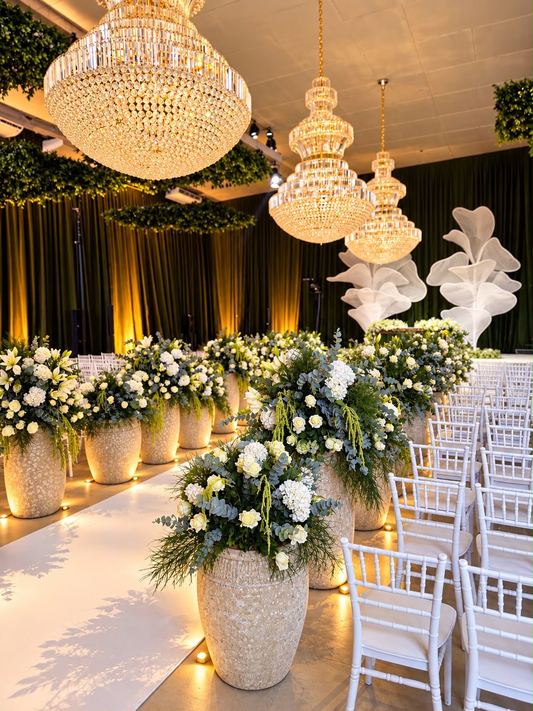 Decoração do casamento de Davi Brito e Emilly Araújo - Fotos: Reprodução / Instagram @daviooficialll @cerimonialcaminhodasarvores