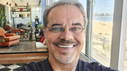 Apartamento de Diogo Vilela em Copacabana é repleto de obras de arte e tem vista para o mar