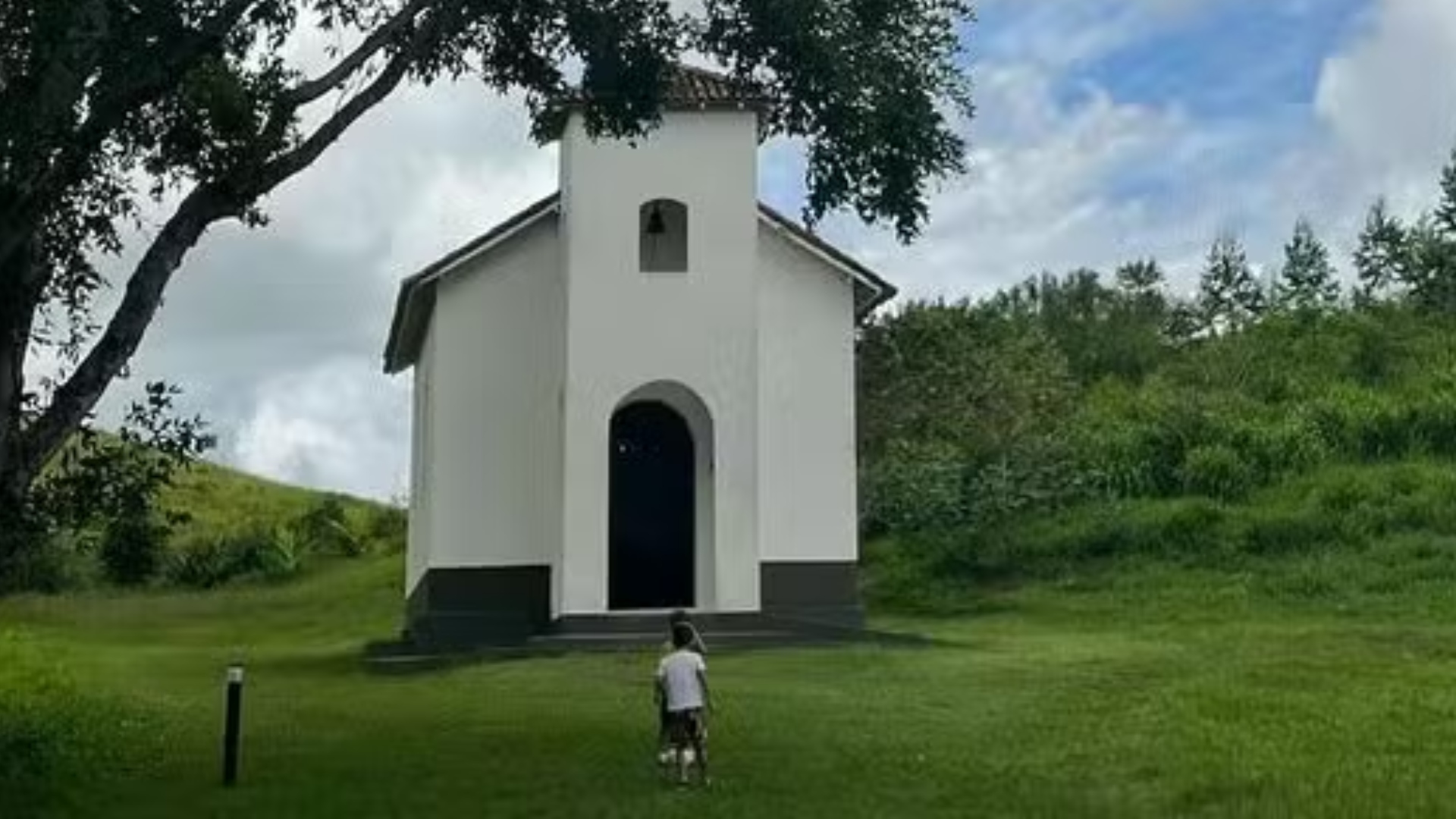 Fernanda Rodrigues capela fazenda