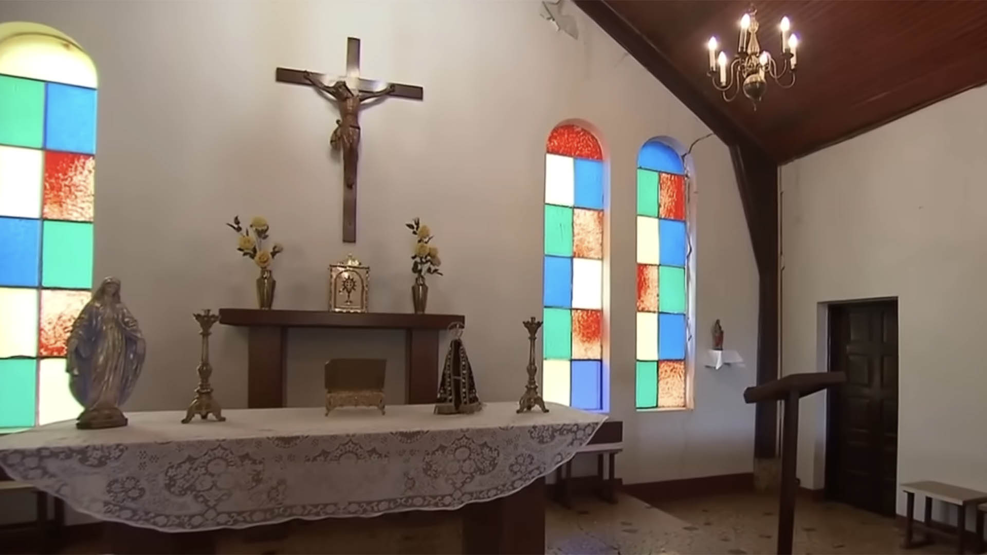 Igreja na fazenda de Ratinho - Foto: Reprodução / SBT