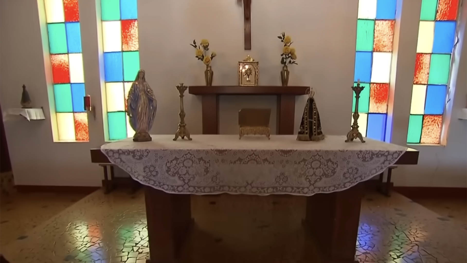 Igreja na fazenda de Ratinho - Foto: Reprodução / SBT