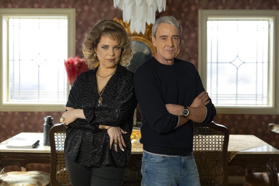 Pilar (Isabel Teixeira) e Ulisses (Alexandre Borges) em Quem Ama Cuida - Foto: Manoella Mello / Globo