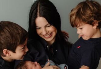 Fotos de Sthefany Brito com os filhos: momentos de amor e conexão familiar