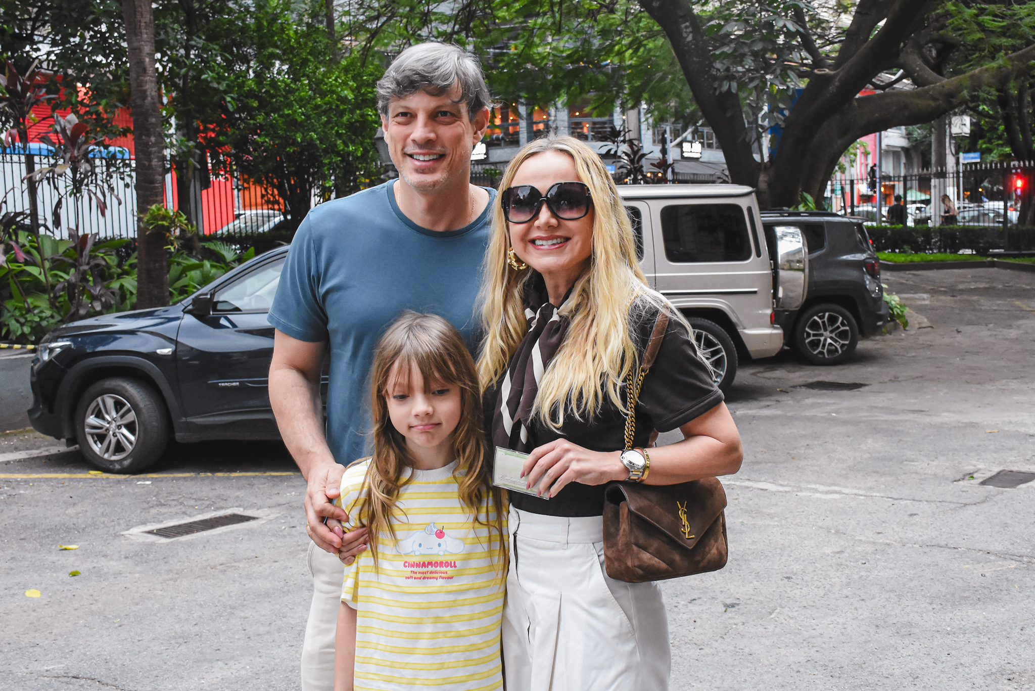 Eliana com a família - Foto: Will Dias / Brazil News