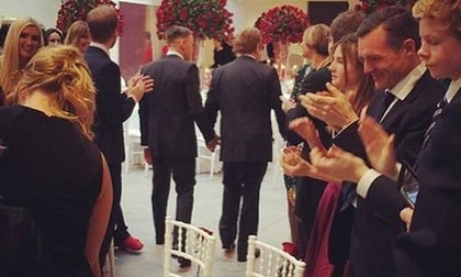 Elton John com o marido - Foto: Instagram