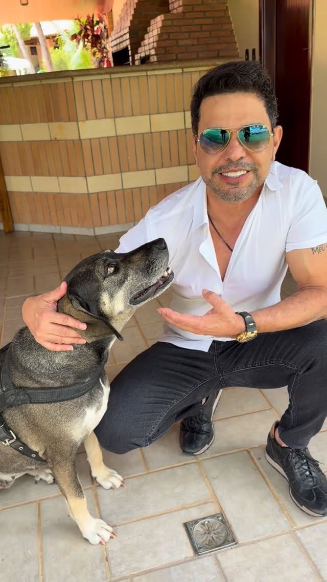 Zezé e a a cachorra Alpha - Foto: Instagram