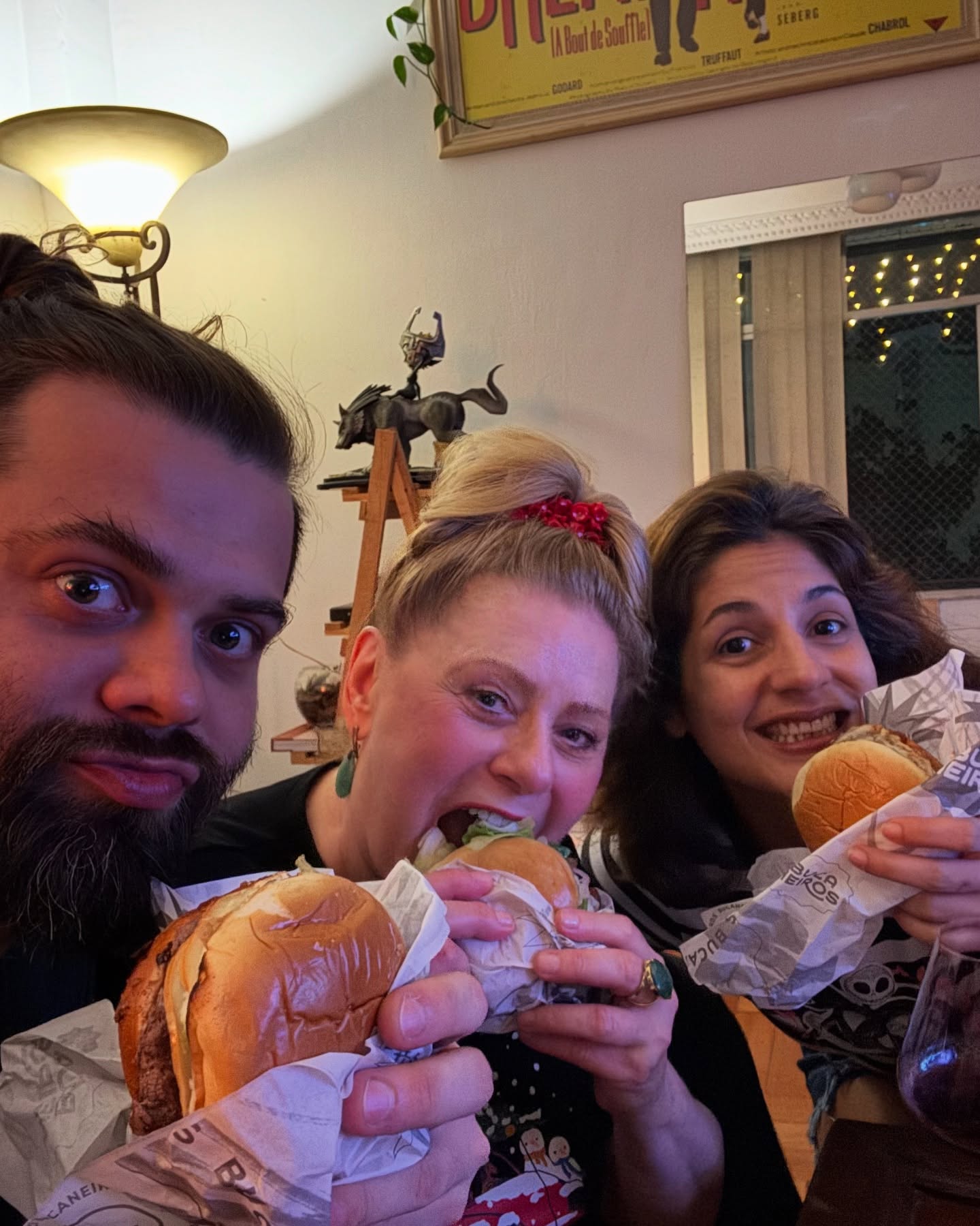 Vera Fischer com o filho, Gabriel Grunje, e a nora Leticia Catalá — Foto: Reprodução/Instagram