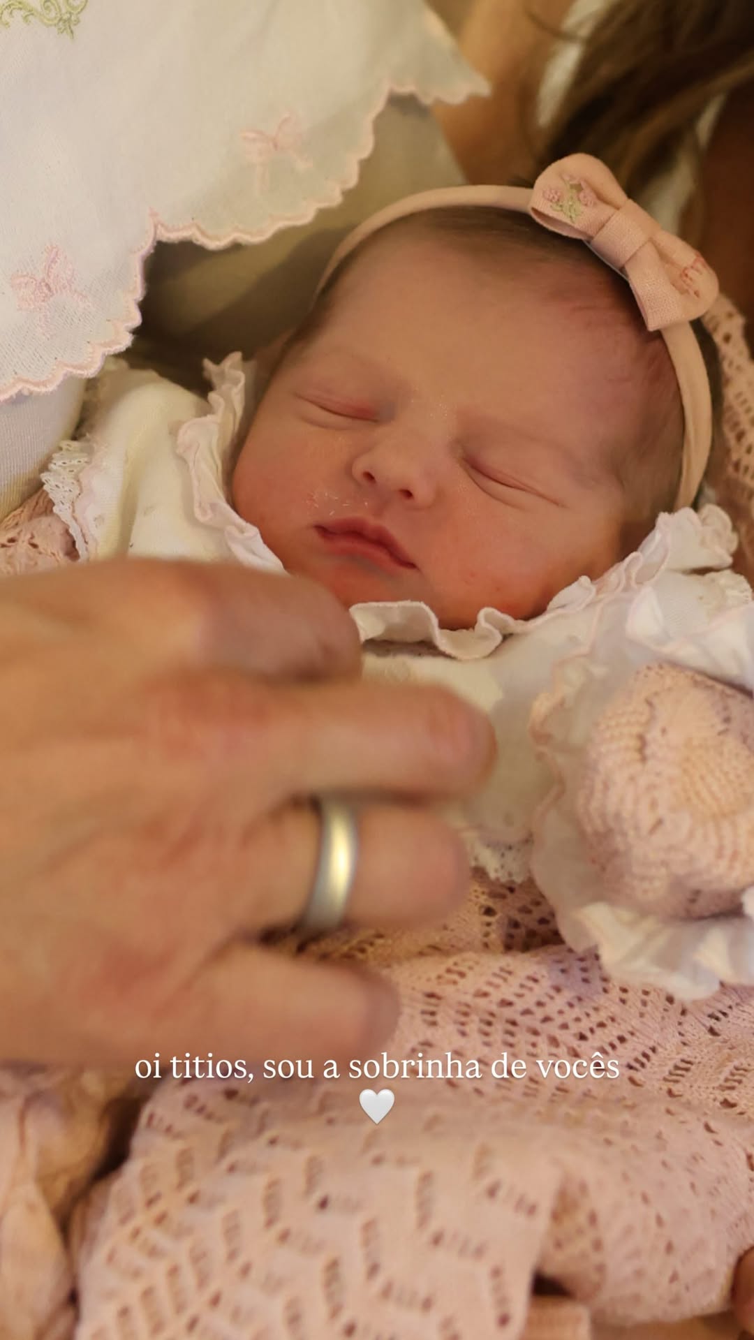 Filha de Júlia Vieira e Luigi César - Foto: Reprodução / Instagram