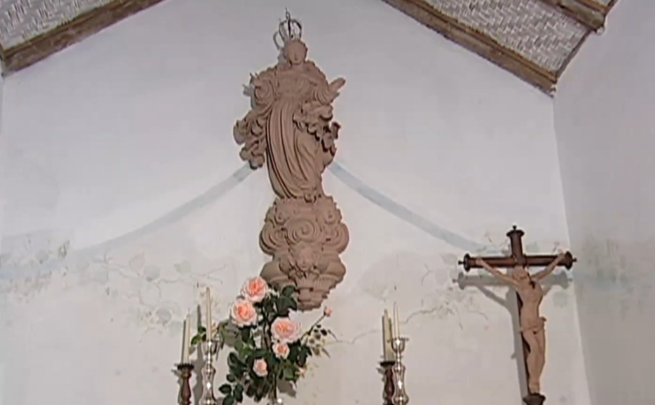 Capela da casa - Foto: Reprodução/YouTube/Amaury Jr. 