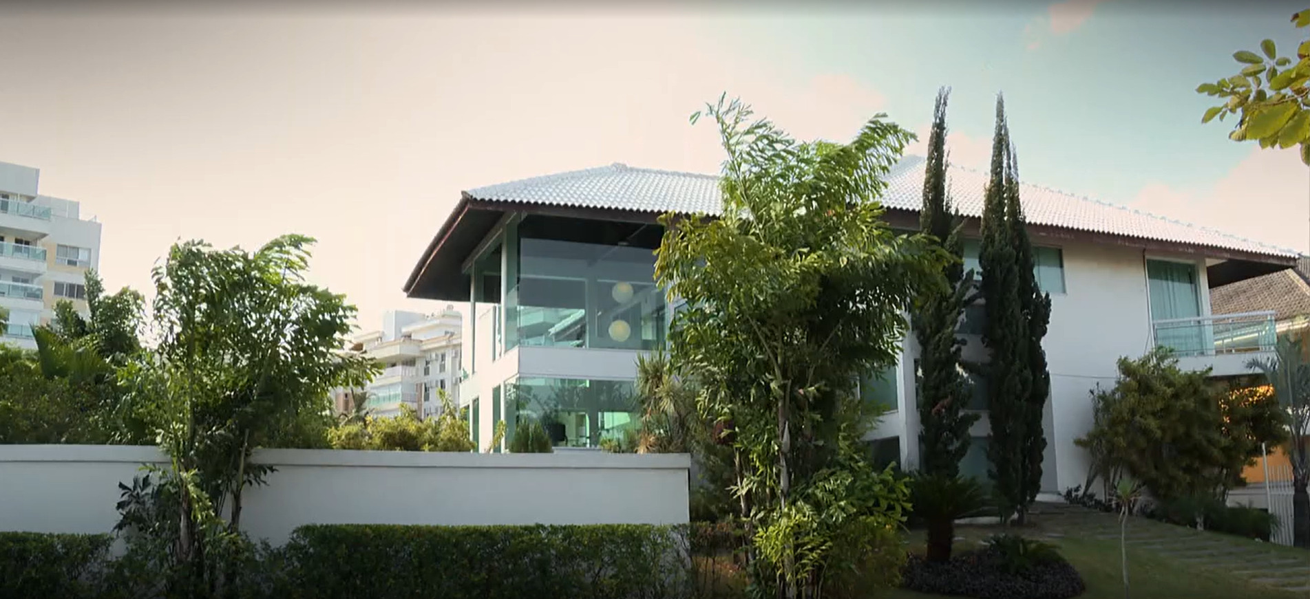 Casa onde Lucas Lucco morava em 2016