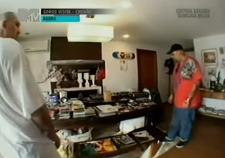 Apartamento de Chorão em Santos - Foto: Reprodução/YouTube/MTV