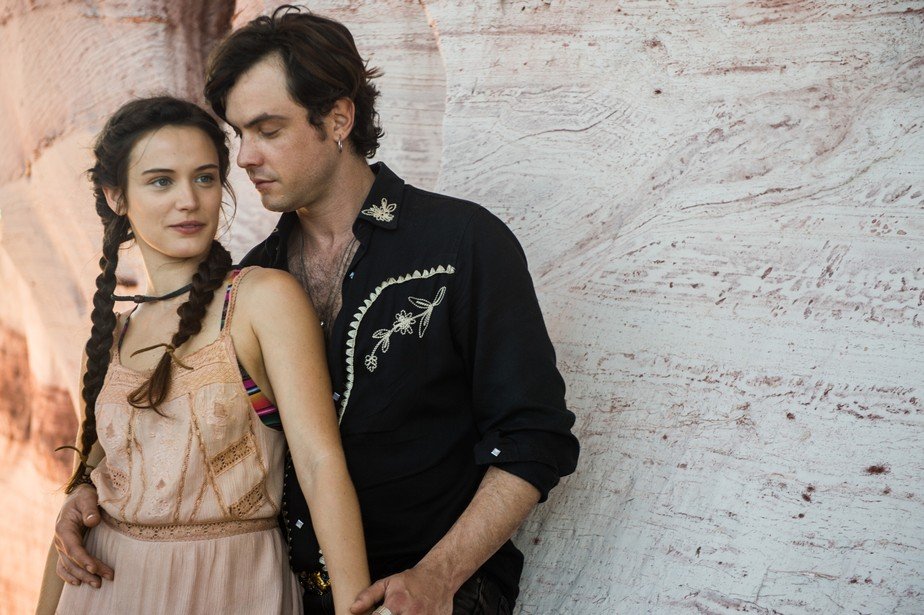 Sergio Guizé e Bianca Bin como Gael e Clara em 'O Outro Lado do Paraíso' - Foto: Raquel Cunha / Globo
