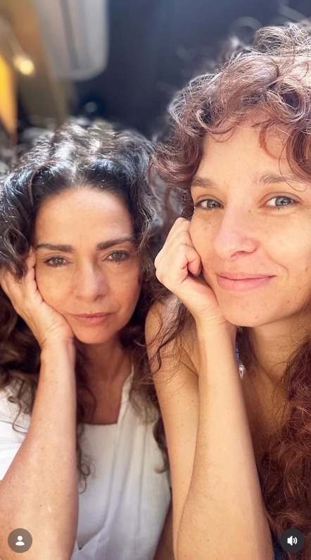 Claudia Ohana com a filha, Dandara Guerra - Foto: Reprodução / Instagram @ohanareal 