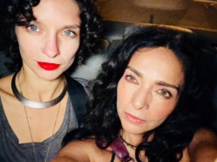 Claudia Ohana com a filha, Dandara Guerra - Foto: Reprodução / Instagram @ohanareal 