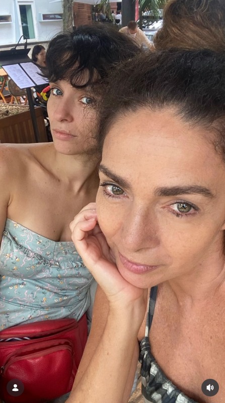 Claudia Ohana com a filha, Dandara Guerra - Foto: Reprodução / Instagram @ohanareal 