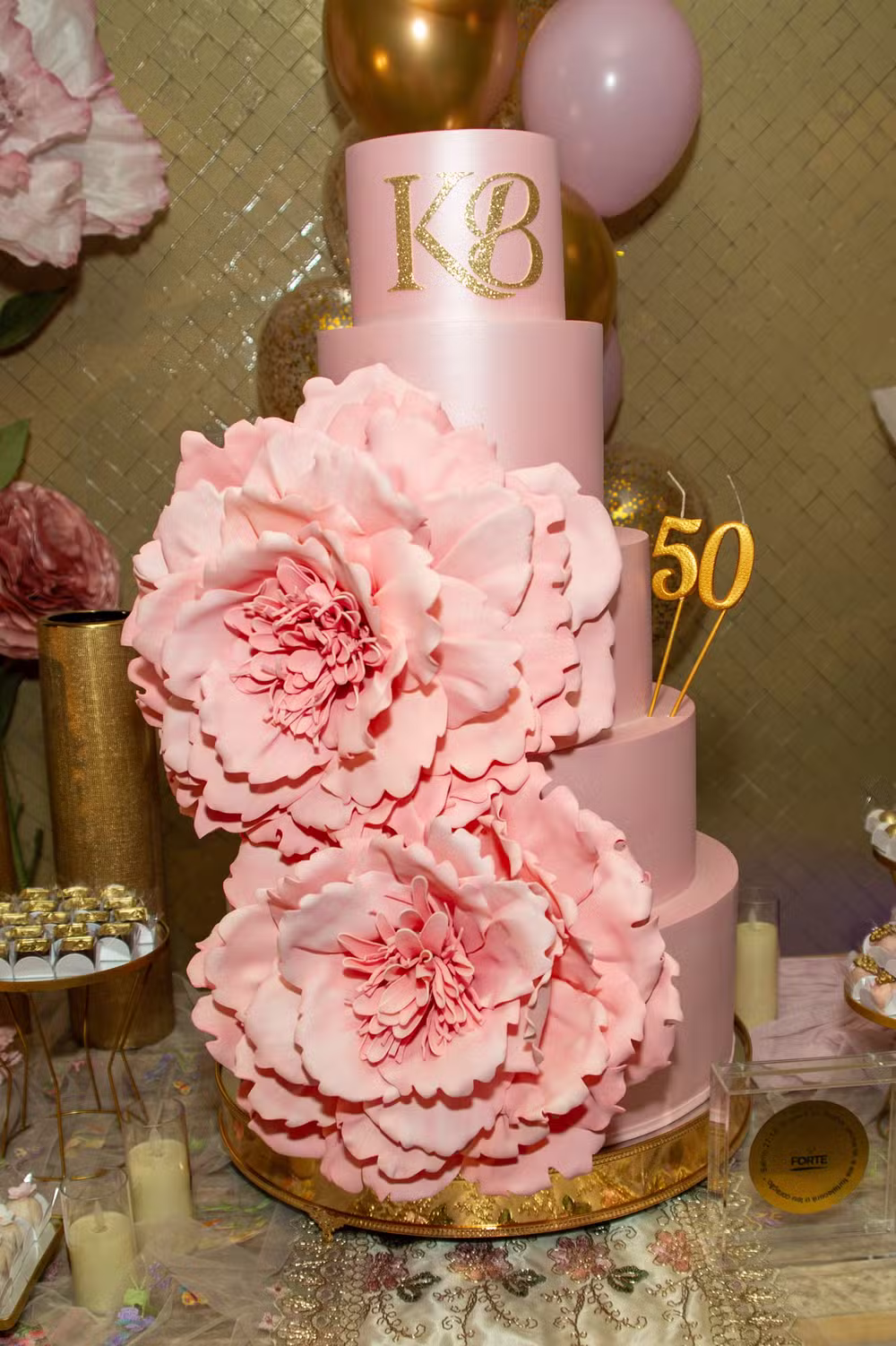 Festa da Karina Bacchi de 50 anos — Foto: Eduardo Martins/BrazilNews