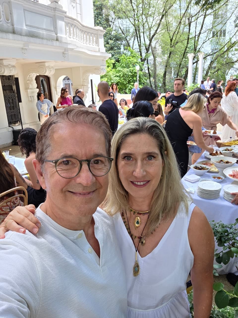 Carlos Tramontina é casado há quase 40 anos com Rosana Gerab - Foto: Reprodução / Instagram @carlostramontina