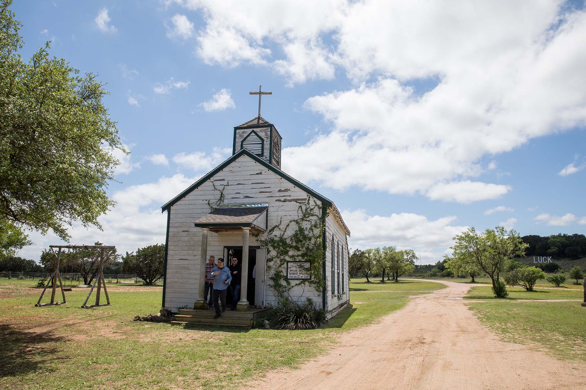 Capela no Luck Ranch, a fazenda do cantor Willie Nelson - Foto: Getty Images