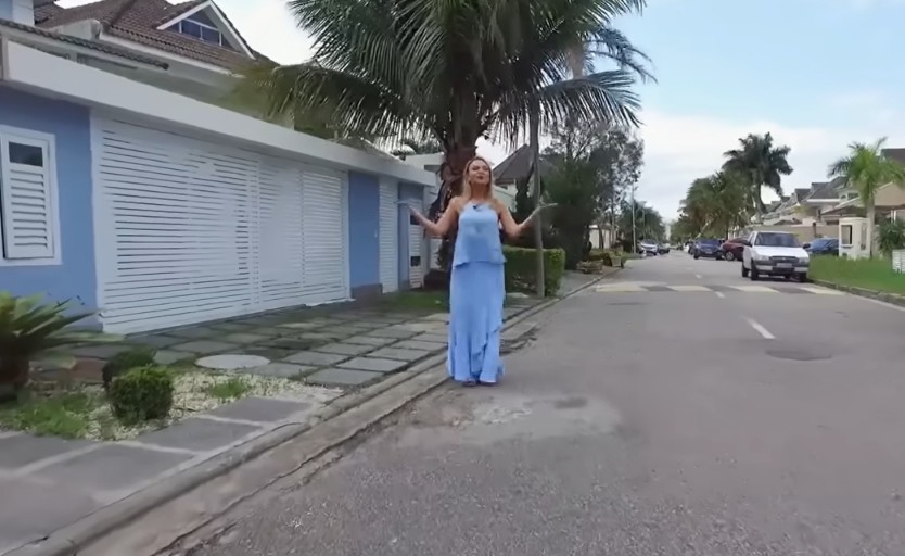 Eliana visitou a casa de Ferrugem em 2019 - Foto: Reprodução/SBT