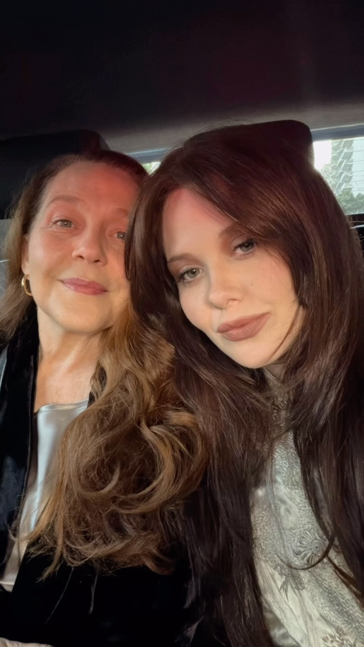 Isabela Garcia com a filha, Gabriella - Foto: Reprodução / Instagram @isabelagarcia