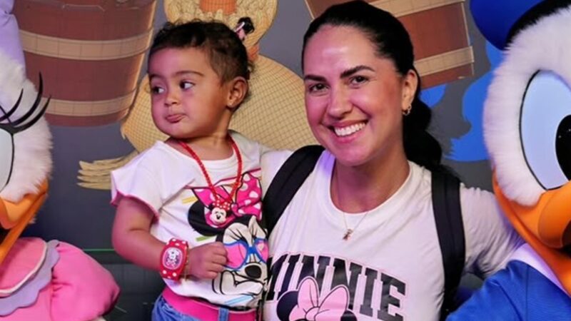 Saiba quanto Graciele Lacerda gastou para curtir 4 dias nos parques da Disney com a filha de 1 ano