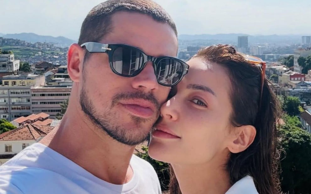 José e a namorada, Fernanda Marques - Foto: Reprodução/Instagram
