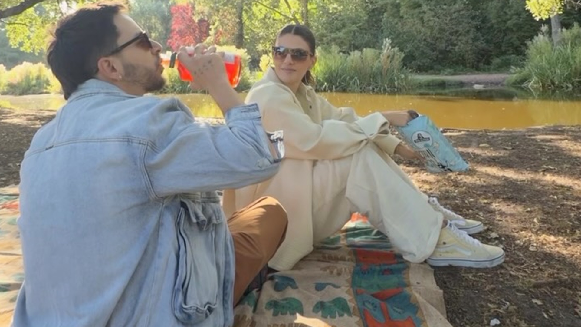 casamento em fazenda no interior e decisão sobre os filhos de 9 e 5 anos — 12 anos de Junior Lima e Monica Benini