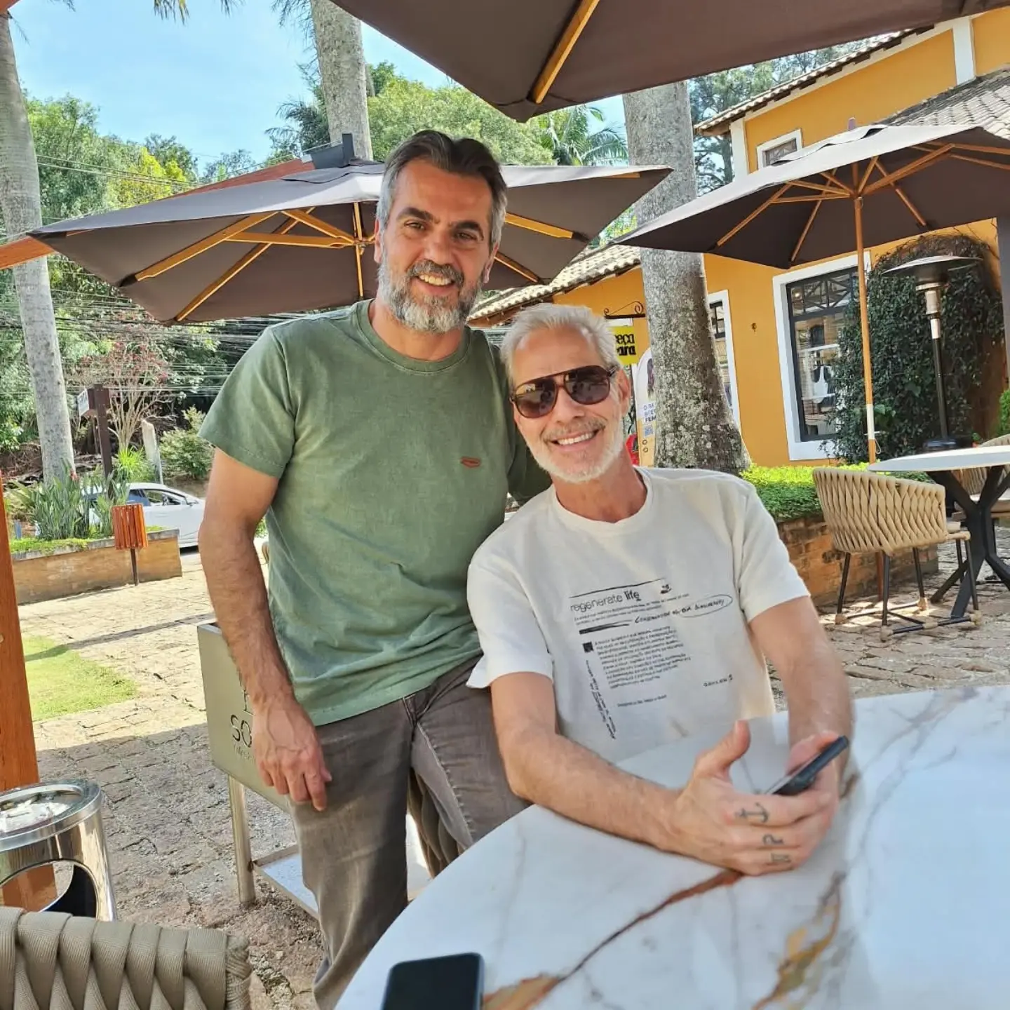 Nico Puig com o marido, Jefferson Lattari - Foto: Reprodução / Instagram @nicopuigoficial